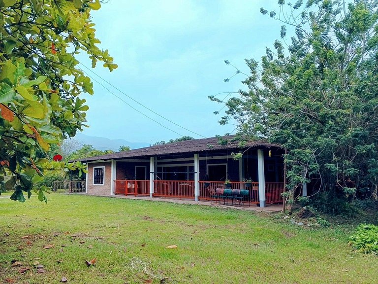 La Guarida Familiar