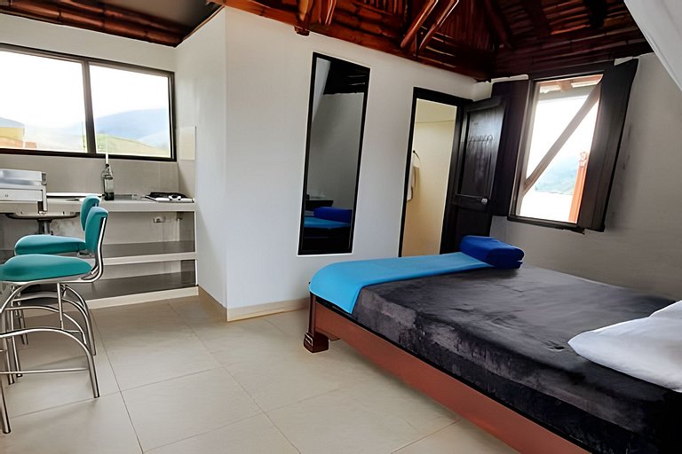 Cabin on the Shores of Lake Nature and Fun