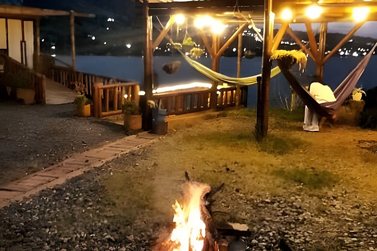 Cabaña junto al lago en un entorno natural ideal para disfru