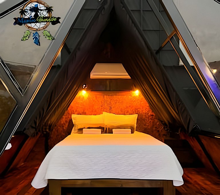 Luxury Lakeside Glamping