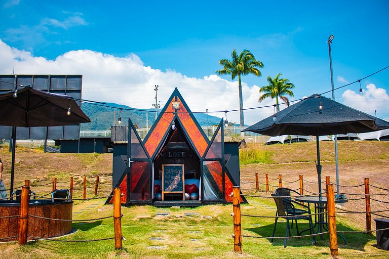 Luxury Lakeside Glamping