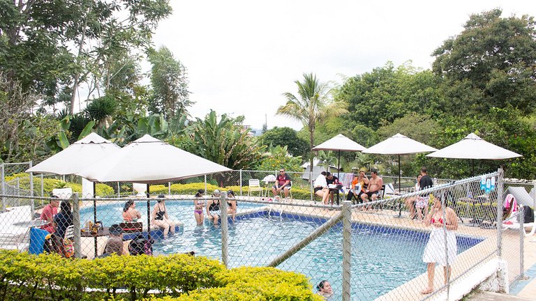 Perfect Retreat for Groups