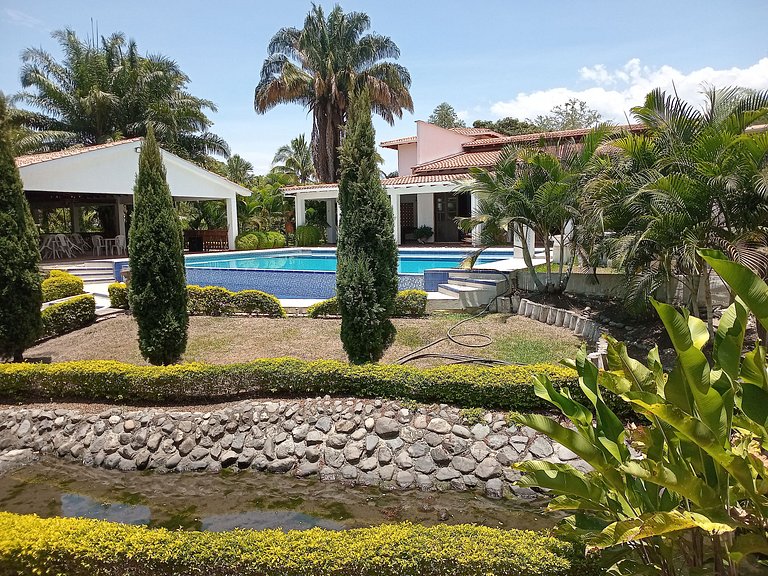 Casa Campestre Lujo Naturaleza Con Piscina