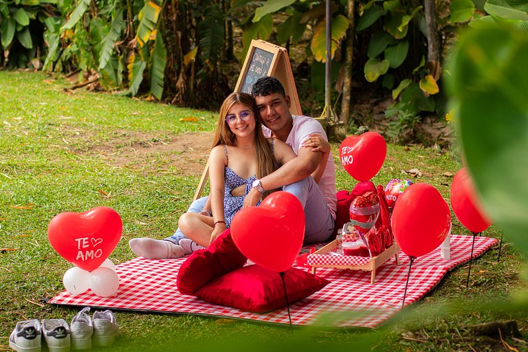 Romantic Getaway at Mystic Natural