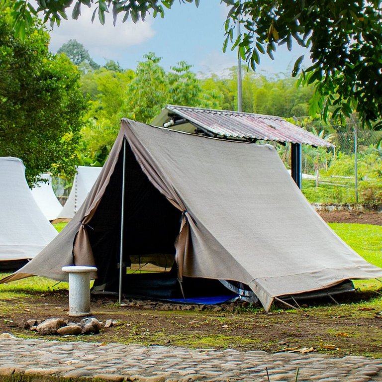 Elite Camping Luxury and Nature"