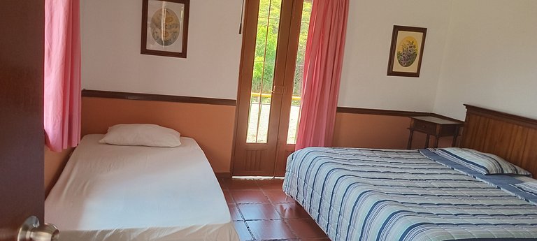 Siente la Magia del Valle: ¡Reserva!