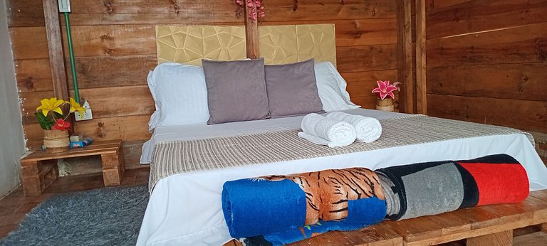 Experience luxury glamping in El Cerrito, Valle del Cauca.