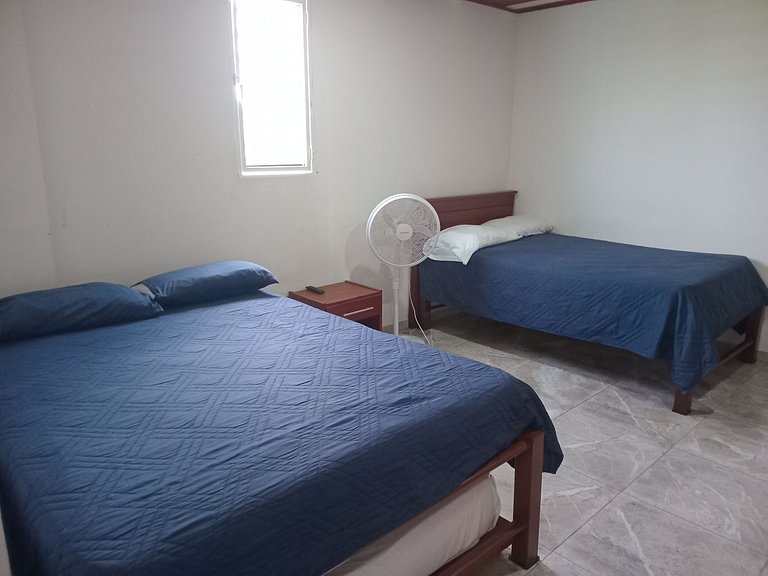 **Habitación Familiar Zamora**
