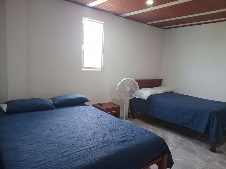 **Habitación Familiar Zamora**