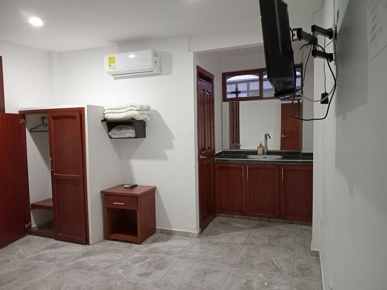 Acogedora habitación en el corazón de Santa Elena