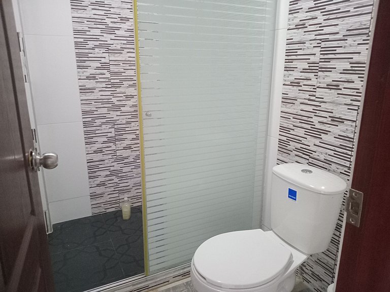 Cozy Room in the Heart of Santa Elena