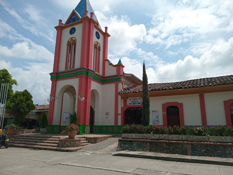 Cozy Room in the Heart of Santa Elena