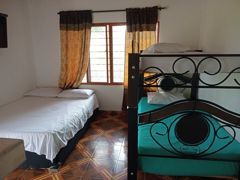 Zamora Cabins: Comfort in Nature