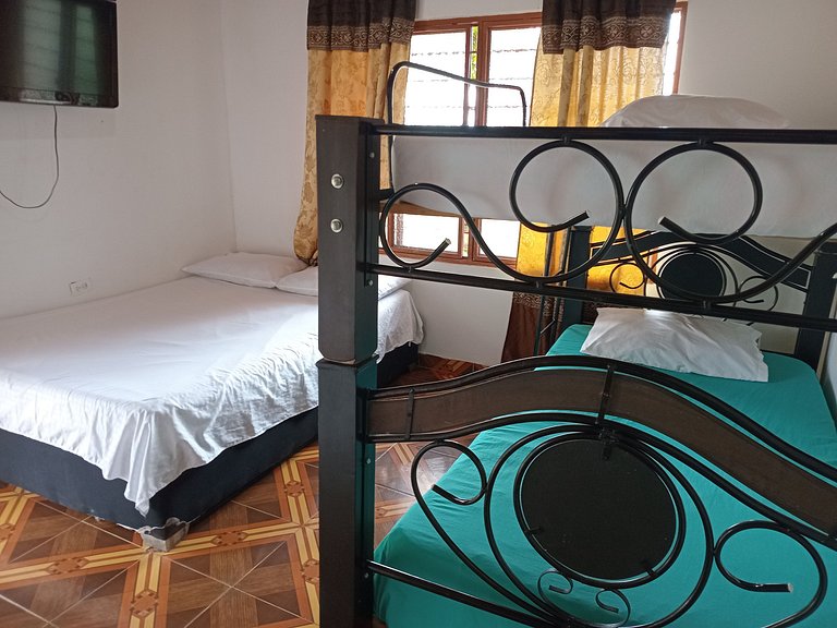 Zamora Cabins: Comfort in Nature