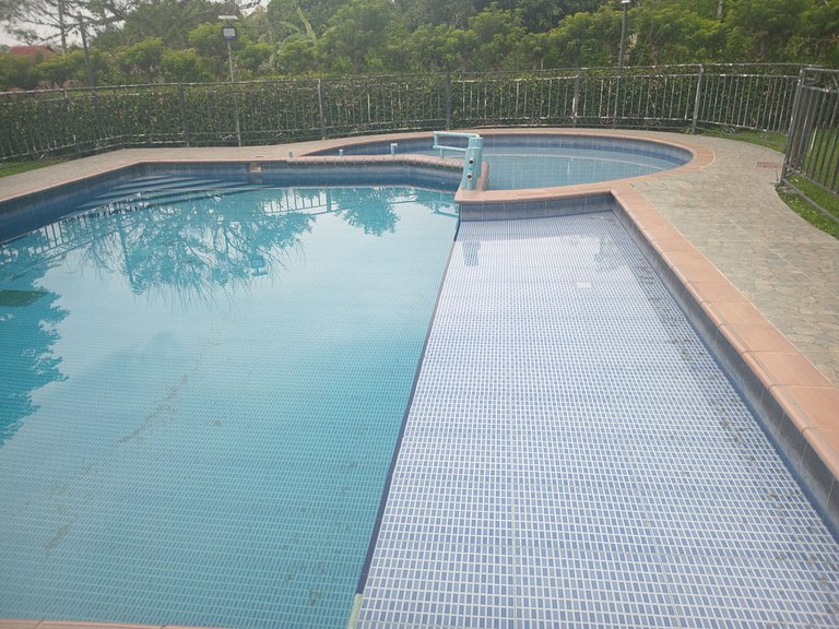 **Las Marinas Country Estate**