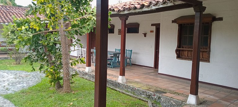 Suite Ejecutiva para cuatro personas