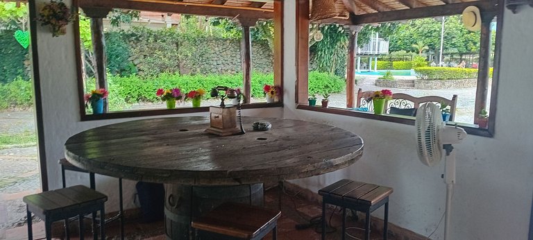 Habitación estándar: comodidad y entorno natural