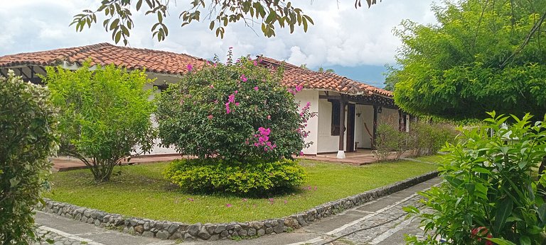 Tu Refugio Natural en El Edén Resort